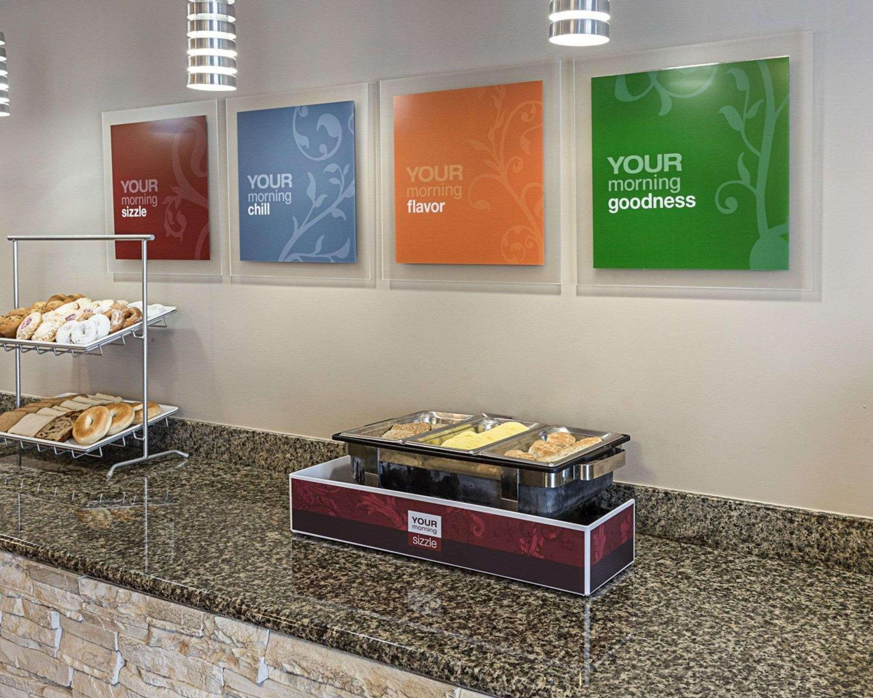 Comfort Suites Near Tanger Outlet Mall Gonzales Ngoại thất bức ảnh