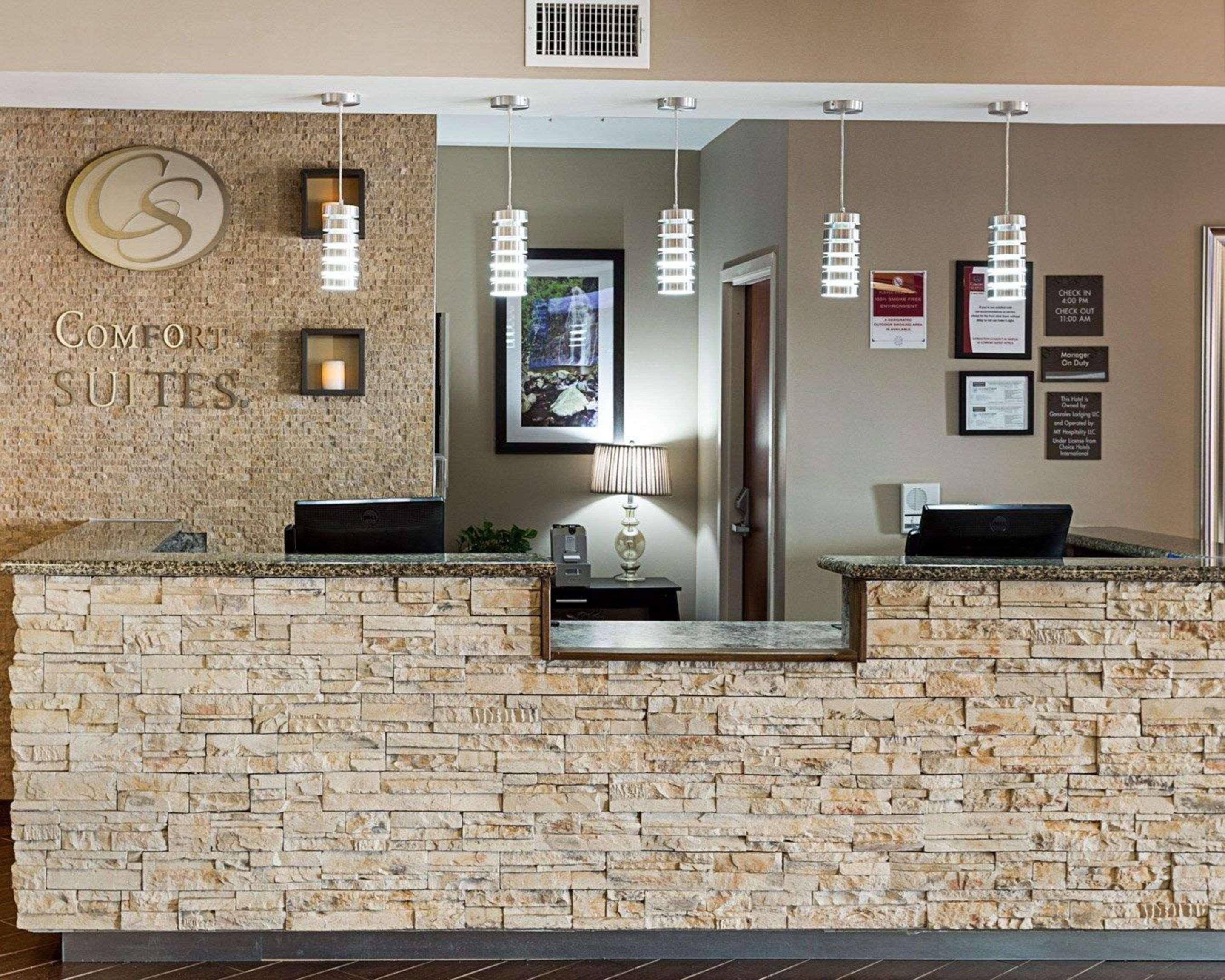 Comfort Suites Near Tanger Outlet Mall Gonzales Ngoại thất bức ảnh