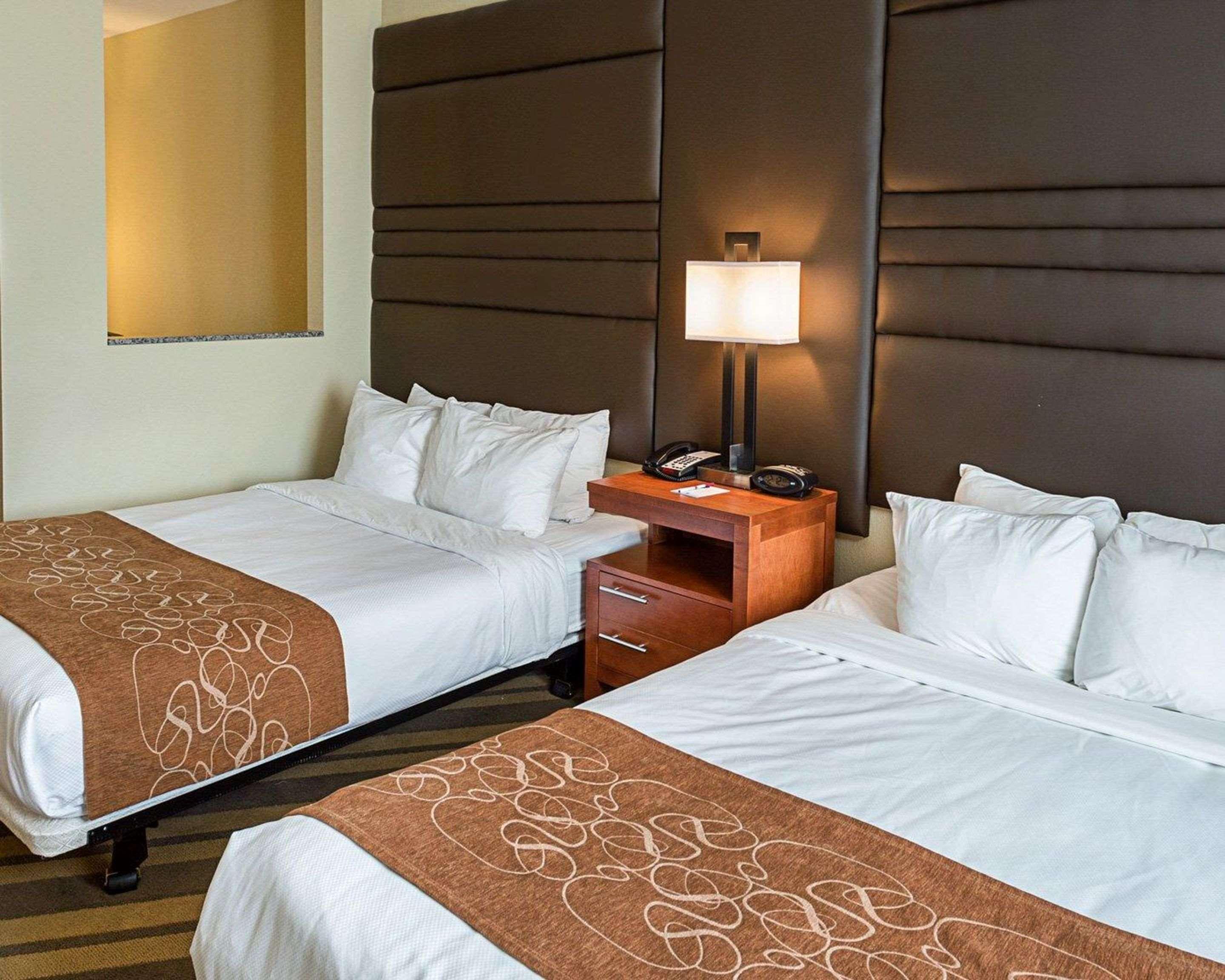 Comfort Suites Near Tanger Outlet Mall Gonzales Ngoại thất bức ảnh