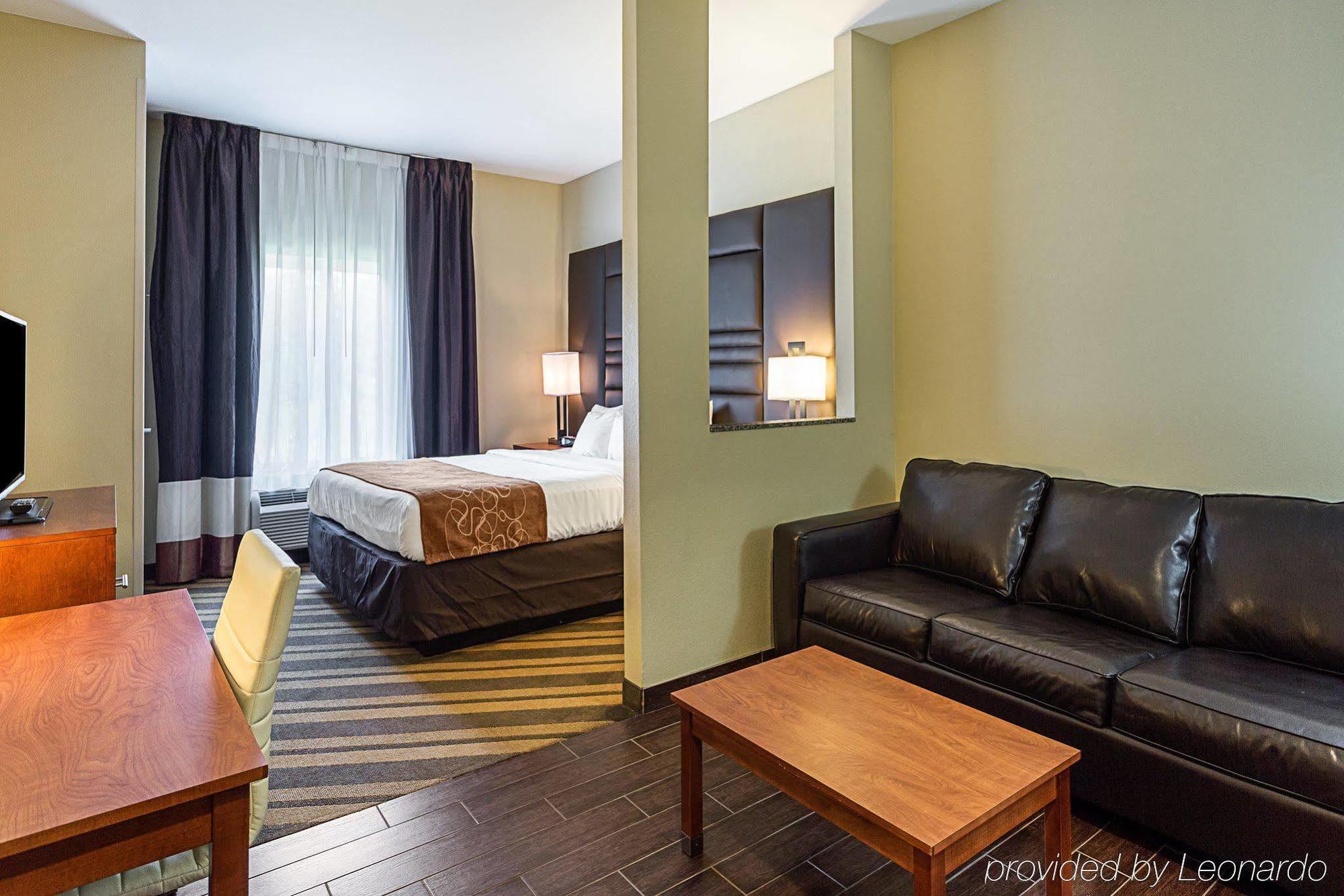 Comfort Suites Near Tanger Outlet Mall Gonzales Ngoại thất bức ảnh